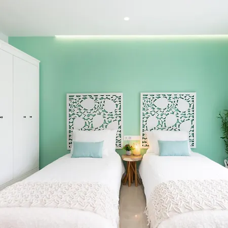 La Tortuga Azul C Puerto de la Cruz (Tenerife)